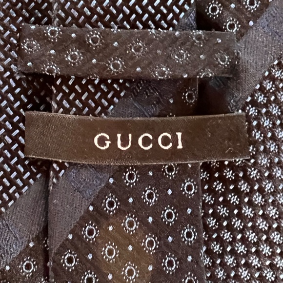 GUCCI Classic Designer Logo Tie 100% Silk Made in Italy - Picture 5 of 5